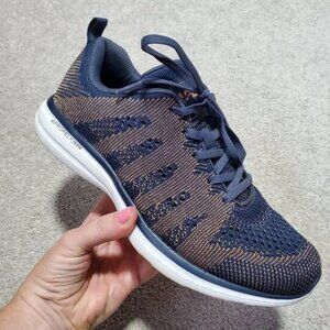 APL Athletic Propulsion Labs Techloom Breeze Shoes Limited Edition Gold Navy 8